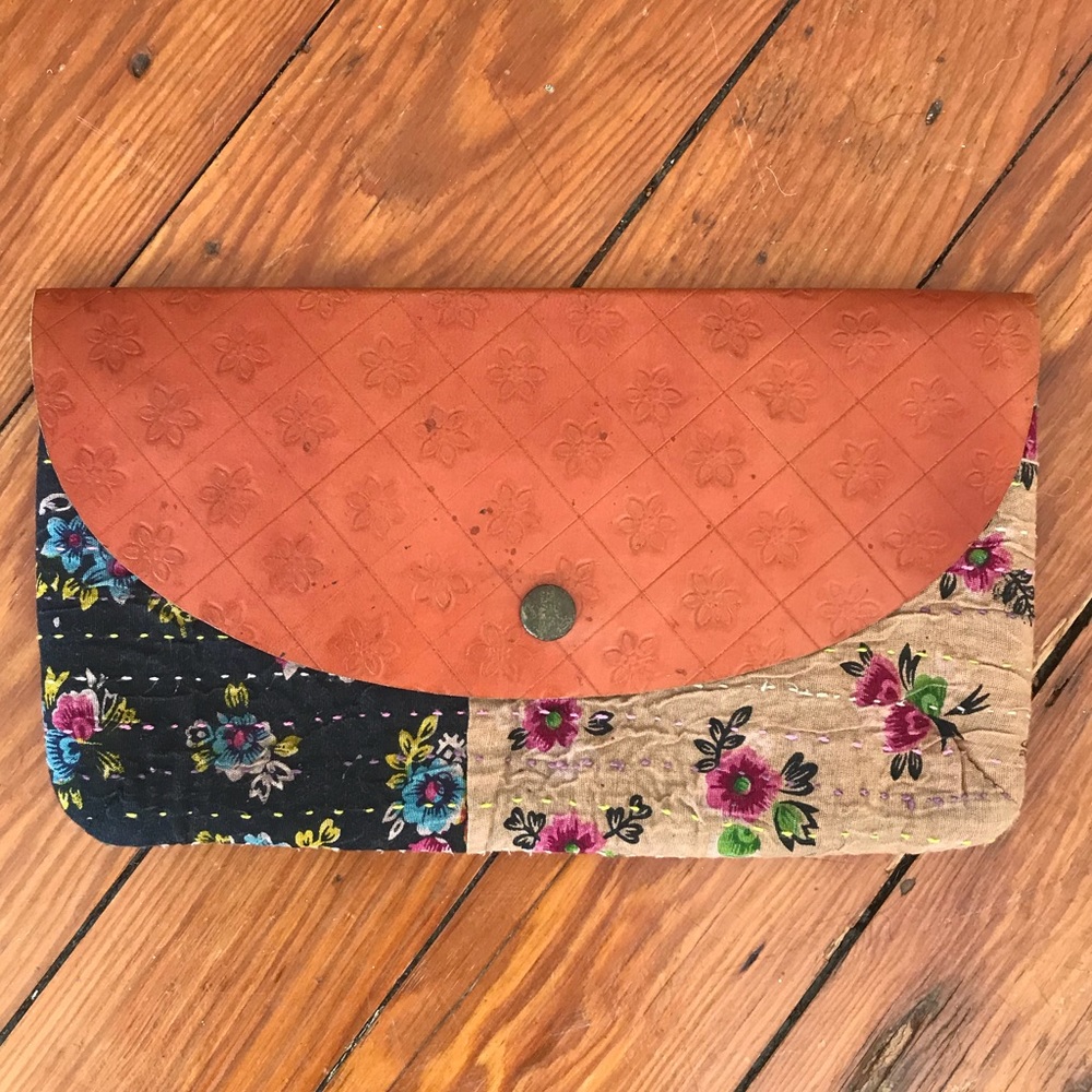 🌈 Fair Trade Clutch 🌈